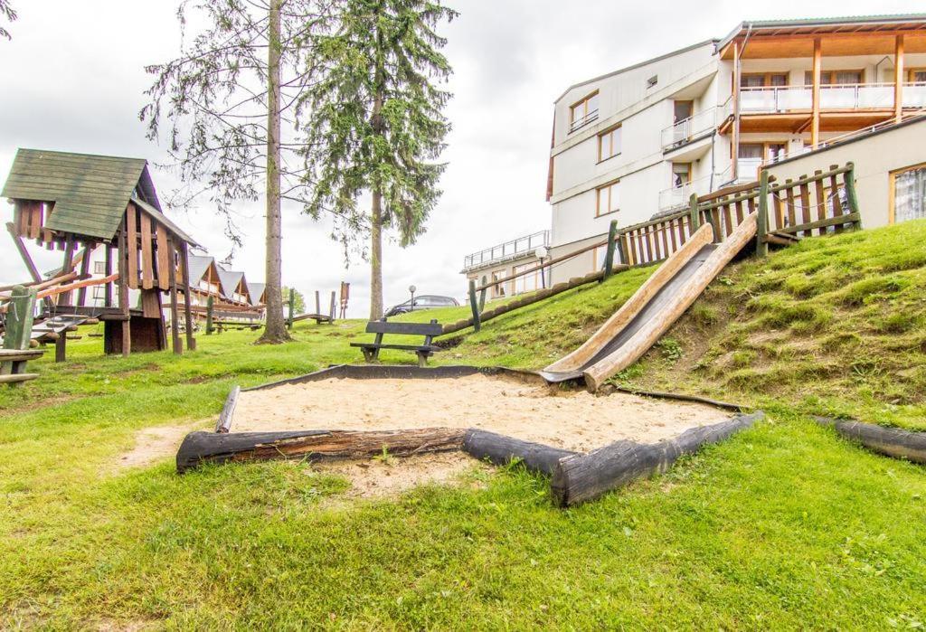 Rysy Apartamentyzakopianskie Basen Sauna Jacuzzi *